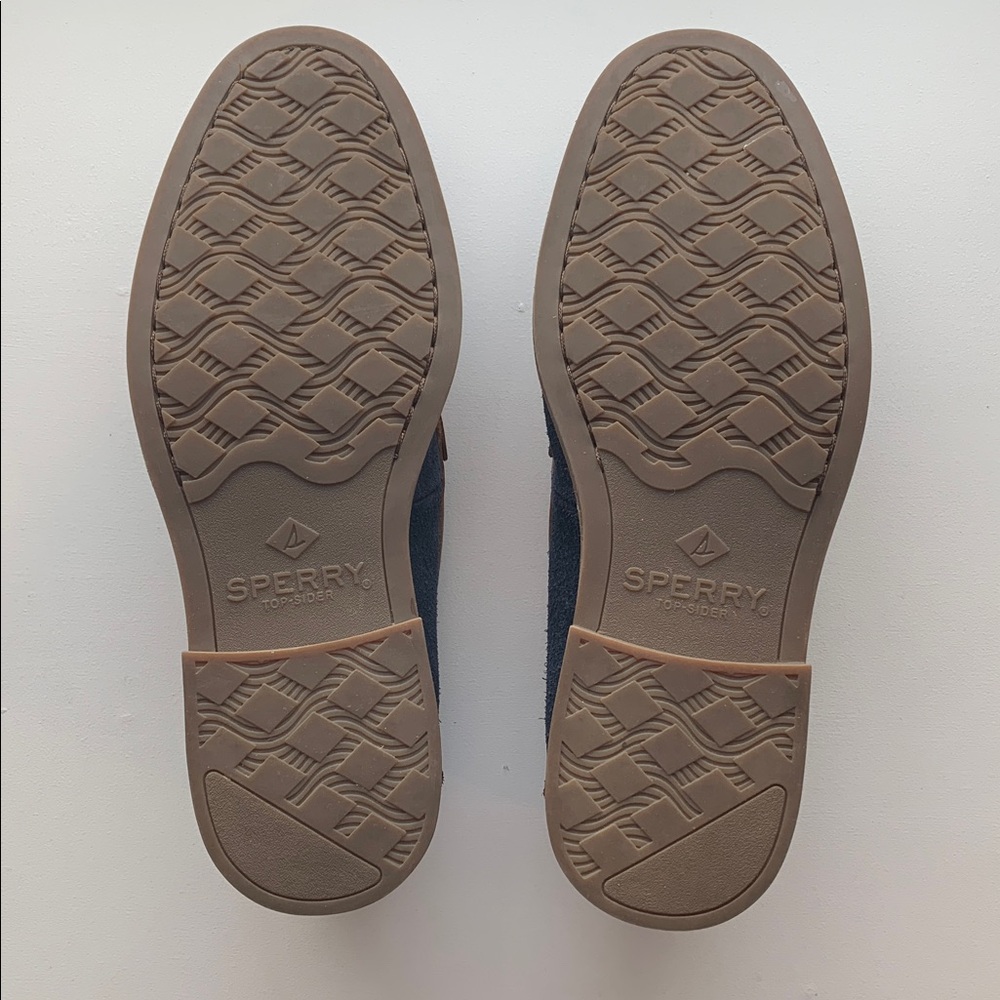Sperry Men's Navy and Tan Slip-On Loafers 8 - Picture 2 of 4